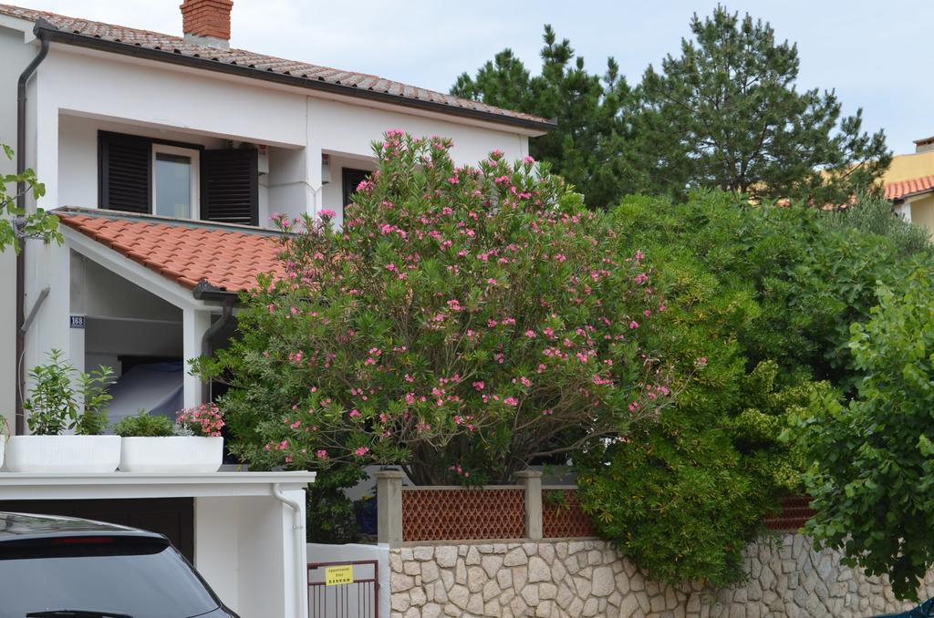Apartments Mili Baska  Exterior photo