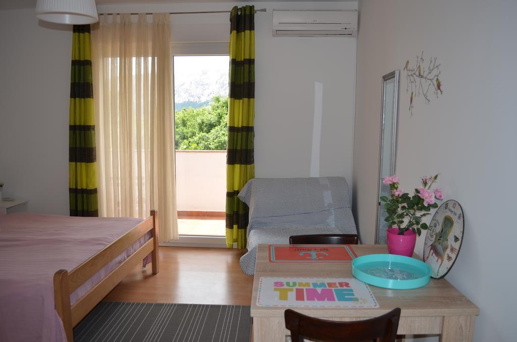Apartments Mili Baska  Exterior photo