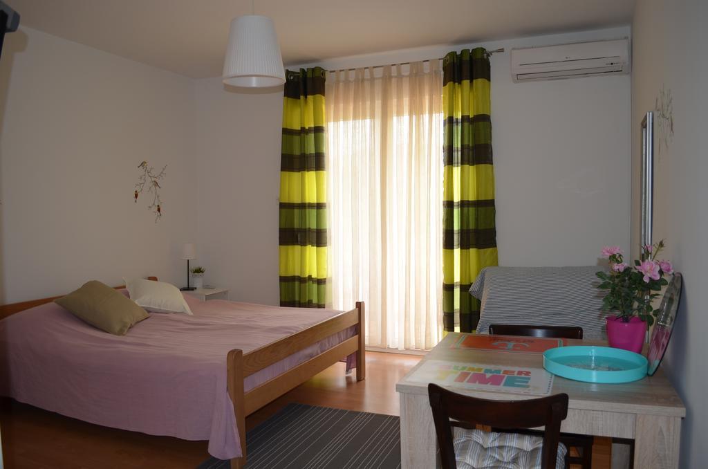 Apartments Mili Baska  Exterior photo